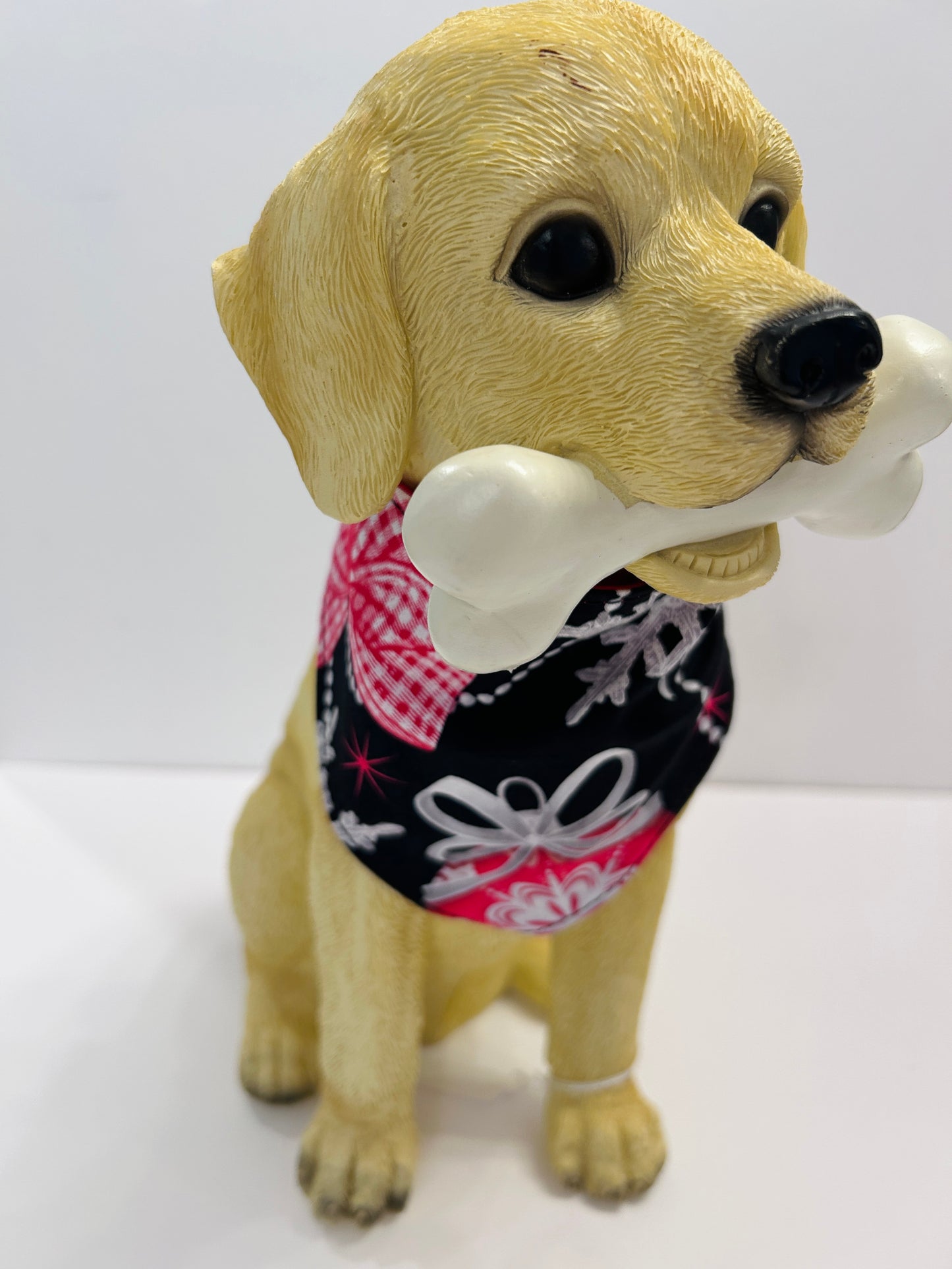 🎄 Dazzling Reversible Scrunchie Dog Bandana - Holiday Ornaments & Solid Red