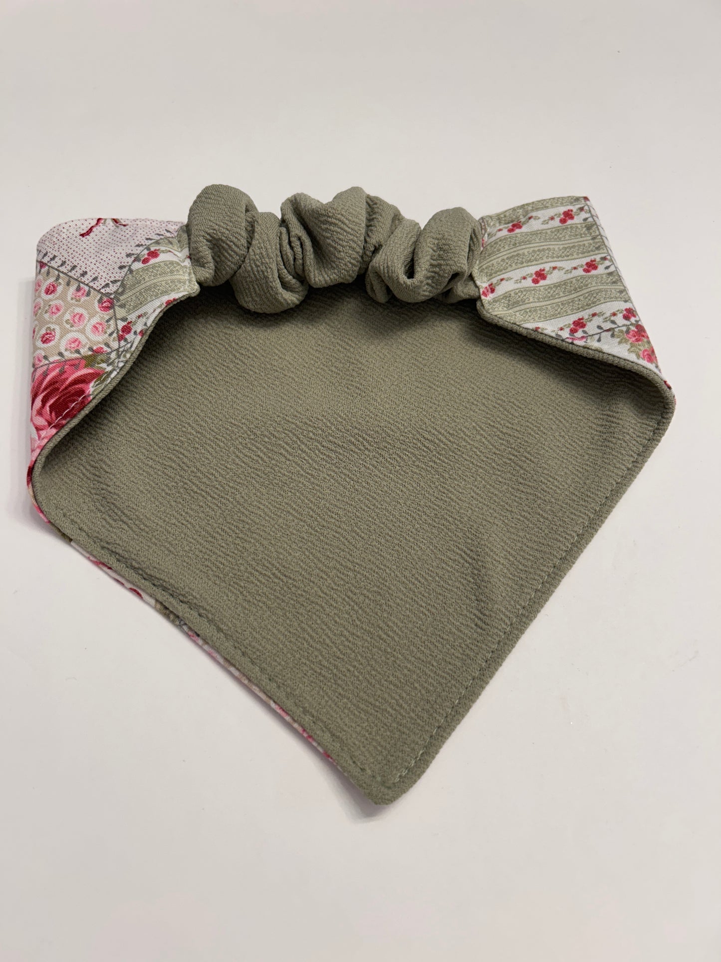 Charming Patchwork Floral Scrunchie Dog Bandana | Easy Slip-Over Elastic Style
